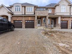 32 Vickers Road, Hamilton, ON L9A 1Y1