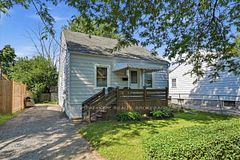 63 Plymouth Avenue, St. Catharines, ON L2R 2Y3