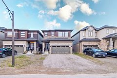 14 Holder Drive, Brantford, ON N3T 5L5