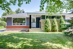 2173 BINGHAM Street A, Elmvale Acres and Area, ON K1G 2V6