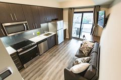 15 Queen Street S 1105, Hamilton, ON L8P 0C6