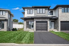 10 Morrall Court, Arnprior, ON K7S 0J4