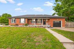 59 1/2 N Victoria Avenue N, Kawartha Lakes, ON K9V 4G4