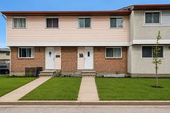 1239 Bowmount Street 73, Cyrville - Carson Grove - Pineview, ON K1J 8T4