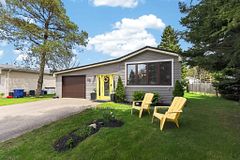 35 Fourth Avenue, Wellington North, ON N0G 2K0