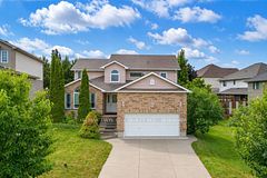 519 Yorkshire Drive, Waterloo, ON N2T 2V1