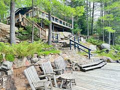 664 Deepwater Drive, Gravenhurst, ON P1P 1R2