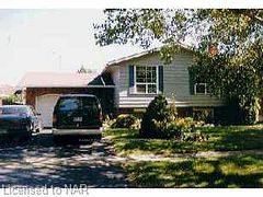 11 KIMBERMOUNT Drive, St. Catharines, ON L2N 5W6