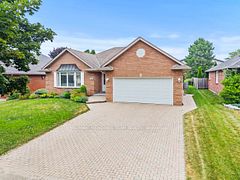28 Heritage Lane, Welland, ON L3C 6Z3