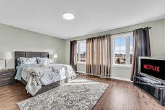 5 Sunset Way, Thorold, ON L2V 0B6