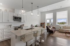 96 High Street 3404, Thunder Bay, ON P7A 5R3