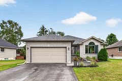 22 Iroquois Avenue, Brighton, ON K0K 1H0