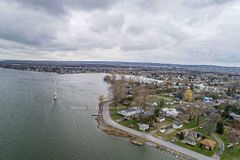 17 Price Street W, Brighton, ON K0K 1H0