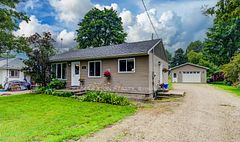260 Egremont Street S, Wellington North, ON N0G 2L2