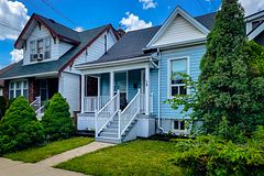 58 East 22nd Street, Hamilton, ON L8V 2V3