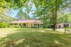 323 Burnt Bridge Road, Brudenell, Lyndoch and Raglan, ON K0J 2E0