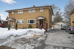 1126 Woodroffe Avenue, Parkway Park - Queensway Terrace S and Area, ON K2C 2T1