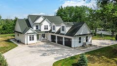 124 Holloway Bay Road, Fort Erie, ON L0S 1R0
