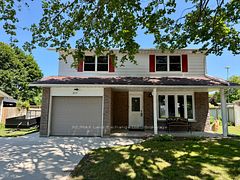 359 Crawford Street, Saugeen Shores, ON N0H 2C2