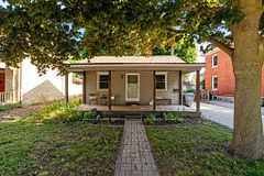 33 Bruce Street E, Goderich, ON N7A 1S7
