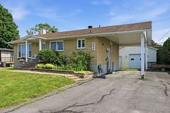 509 Ghislain Street, Hawkesbury, ON K6A 2X7