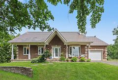 880 Concession Street, Alfred and Plantagenet, ON K0B 1L0