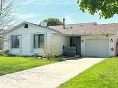 25 Durco Avenue, Sarnia, ON N7S 4N3