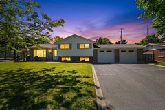 6 Byron Crescent, Kingston, ON K7M 1H7