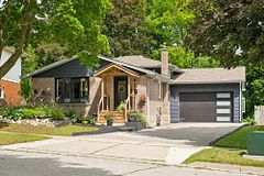 64 Westbury Crescent, Cambridge, ON N3C 3G2