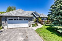 36 Lori Boulevard, Kawartha Lakes, ON K9V 6B6