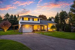 207 Meadow Crescent, Greater Napanee, ON K0H 1G0