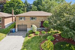 181 Harvard Road, Guelph, ON N1G 4K4