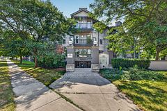 15 Jacksway Crescent 222, London North, ON N5X 3T8