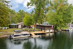 1123 Severn River Road, Gravenhurst, ON P0E 1N0