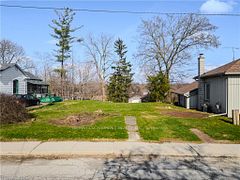 32 Washington Street, Brant, ON N3L 2A5