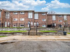 49 Rhonda Road 121, Guelph, ON N1H 7A4