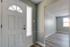 9 Camelot Crescent, London East, ON N5V 3L4