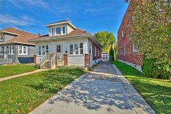 4592 Sixth Avenue, Niagara Falls, ON L2E 4T3