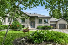 7040 Donwel Drive, Greely - Metcalfe - Osgoode - Vernon and Area, ON K4P 1M7