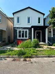 62 BEECHWOOD Avenue, Hamilton, ON L8L 2S4