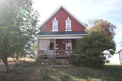 11 Gould Street, Whitewater Region, ON K0J 1K0