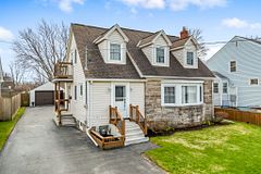 124 Neff Street, Port Colborne, ON L3K 3T4