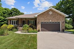 876 Center Street, McNab/Braeside, ON K0A 1G0