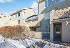 107 W Wintergreen Pl Place W 117, Blue Mountains, ON L9Y 0P8