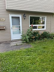 323A WENTWORTH Crescent, Thunder Bay, ON P7A 7S7