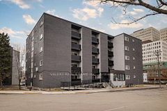 50 Selkirk Street 00F, Vanier and Kingsview Park, ON K1L 6M9