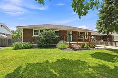 31 Franklin Boulevard, St. Catharines, ON L2P 3E5