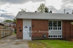 2428 Iris Street A, Parkway Park - Queensway Terrace S and Area, ON K2C 1C6