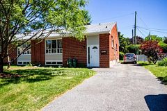 2430 Iris Street B, Parkway Park - Queensway Terrace S and Area, ON K2C 1C6