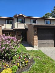 88 Clarkson Crescent 65, Kanata, ON K2L 3E2